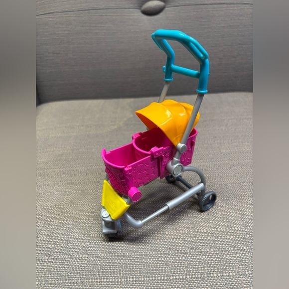 Mattel 2019 Barbie Stroll N Play Pups Expandable Dog Stroller - 7" - Picture 4 of 4
